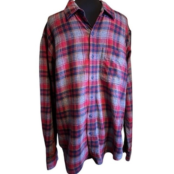 American Eagle Outfitters Other - American Eagle Shirt Men's Size Medium Red & Blue Plaid
